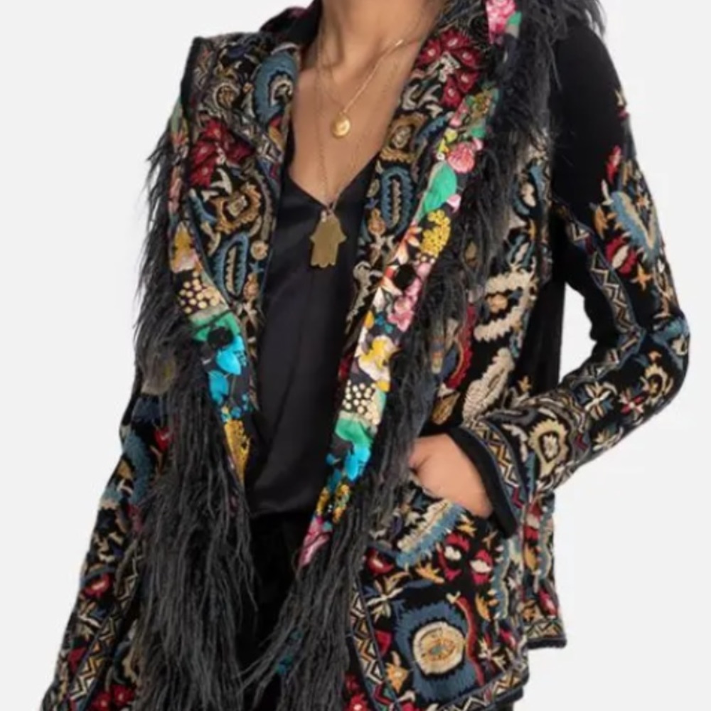 JOHNNY WAS WHEILER SHORT HOODIE